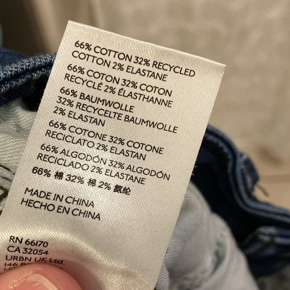 Pilcro Jeans by Anthropologie - Picture 9 of 10